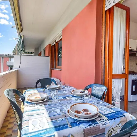 1 Bedroom Cozy In *