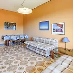 Stunning In With Wifi Апартаменты